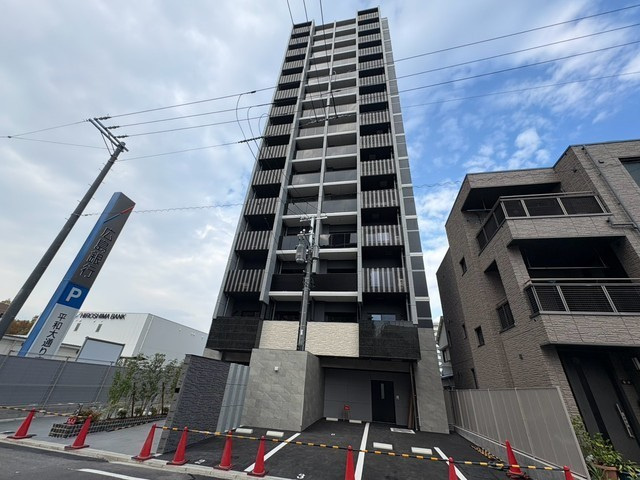S-RESIDENCE東観音町achieveの外観