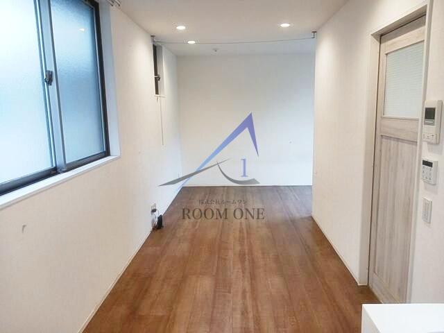 邑善庭の居間・リビング|洋室のお部屋です。