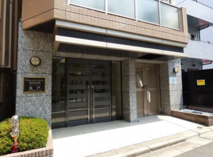 グランフォース亀戸のエントランス