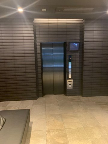 レクシード両国駅前のロビー