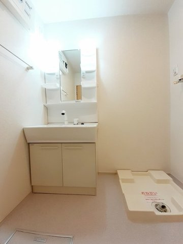 忙しい朝には欠かせない洗面所です