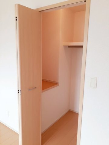 たっぷりとした収納スペースです