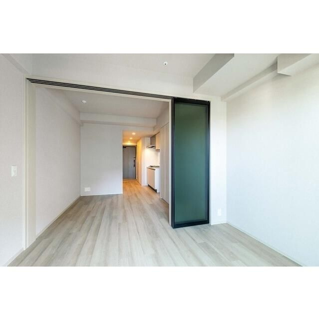 ウエリスアーバン住吉ＷＥＳＴの居間・リビング