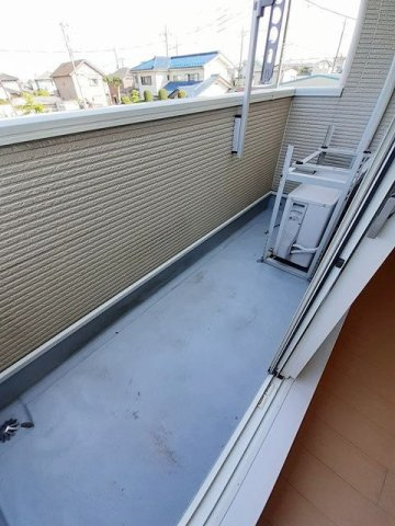 陽当たり良好なバルコニーです