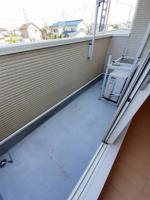 陽当たり良好なバルコニーです