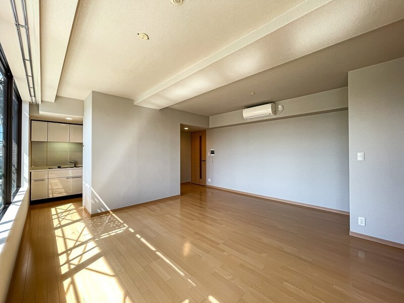 目黒区目黒１丁目の賃貸マンションの居間・リビング