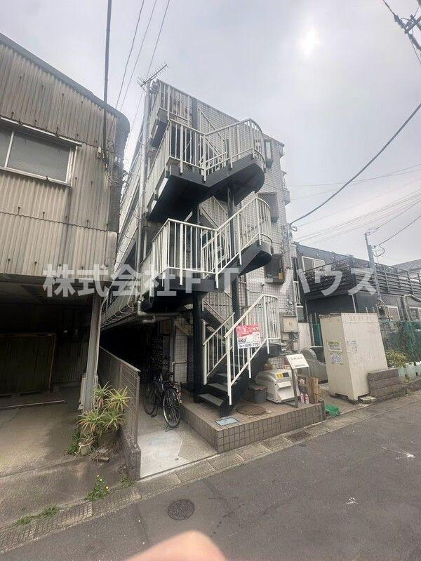コーポサンライズ西田の外観