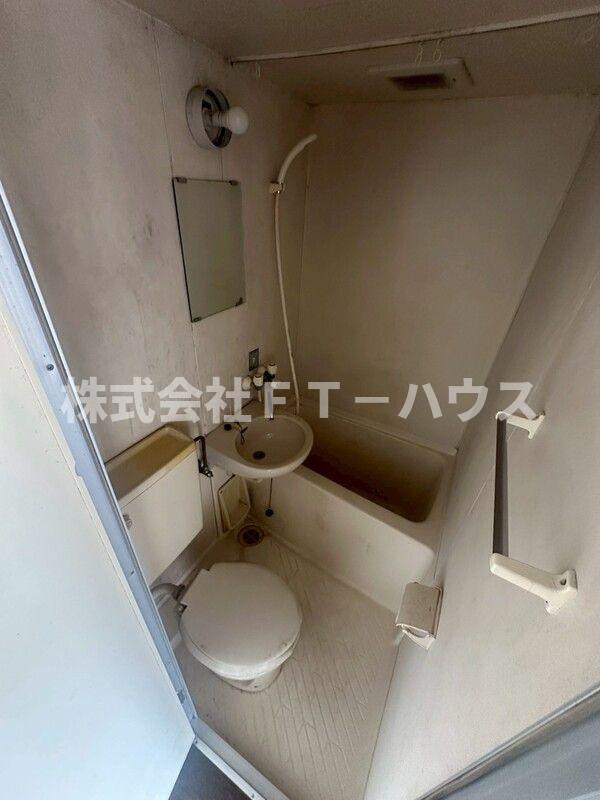 コーポサンライズ西田の浴室