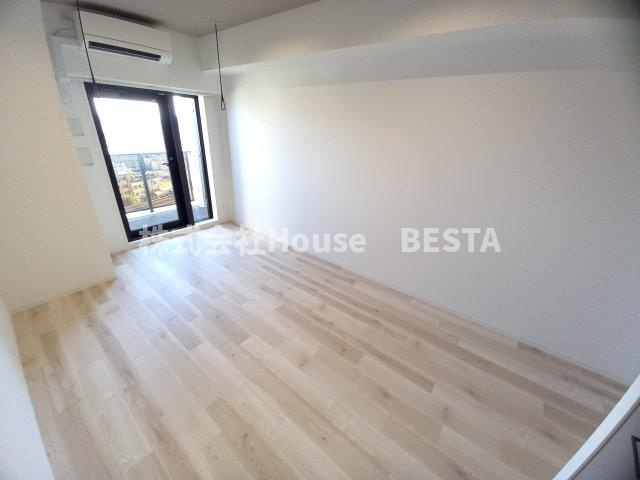 MAISHIN神戸三宮EASTの寝室