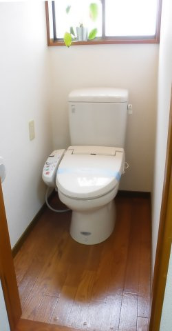 パークハイツ夕顔瀬1501のトイレ