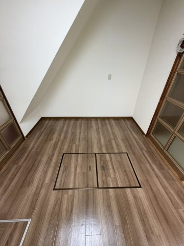 【居間・リビング】 | 荒川２丁目貸家