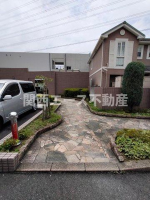  | コンフォール東花園