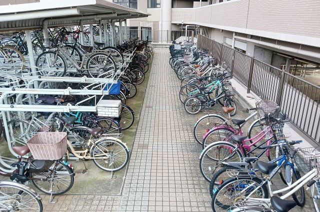 クォーレ岸和田のその他共用部分|バイク置場