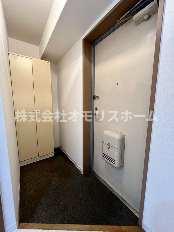 ロイヤル大森東の玄関