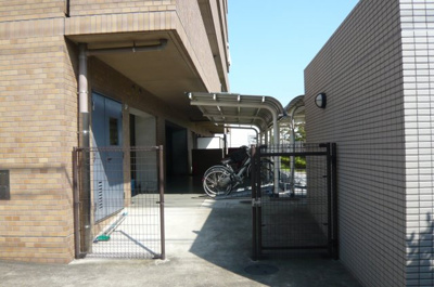【その他】 | ドルフ | 駐輪場