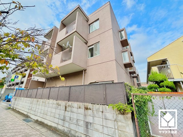 ベルコフレ夙川の外観