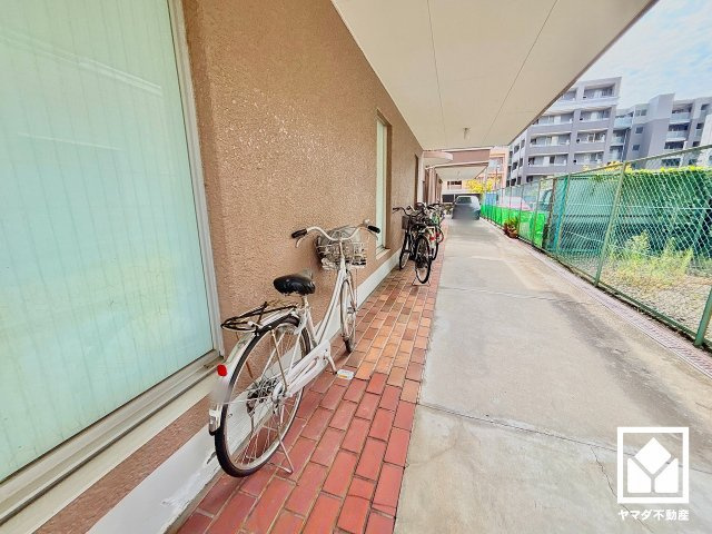 ベルコフレ夙川の駐輪場