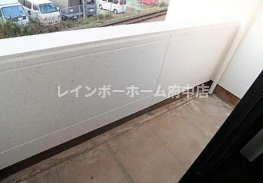 メルディア中野島のバルコニー