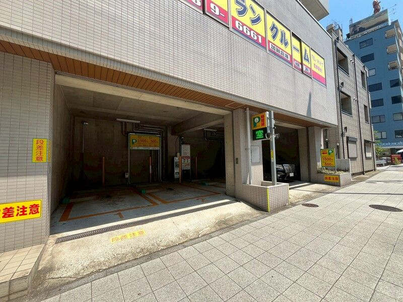 ロイヤル大森東のエントランス