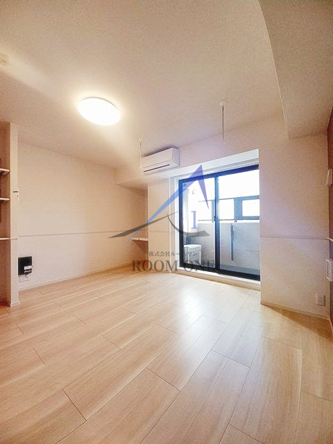 リバーサイド奥浅草の居間・リビング|洋室のお部屋です。