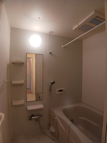 エテルノ　ブライトの浴室