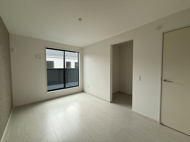 戸建 宇治市明星町３丁目の洋室|2階　南面6.7帖洋室