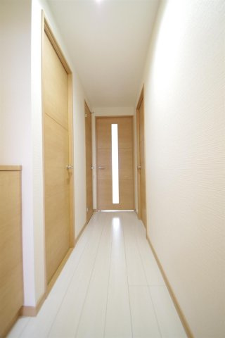 クロノス31田井島の玄関