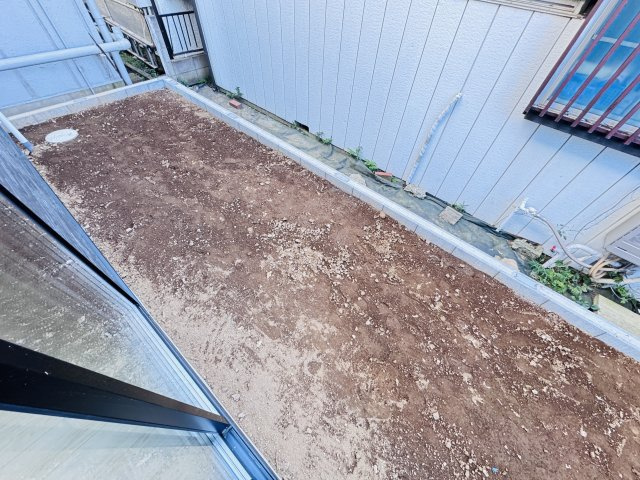 松戸市六実１丁目新築戸建【六実第二小学校：7分】の庭|南側庭スペース