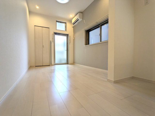 Casa Lupinus.TRの洋室|101号室