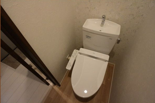 GRANDTIC HAPPY八田のトイレ