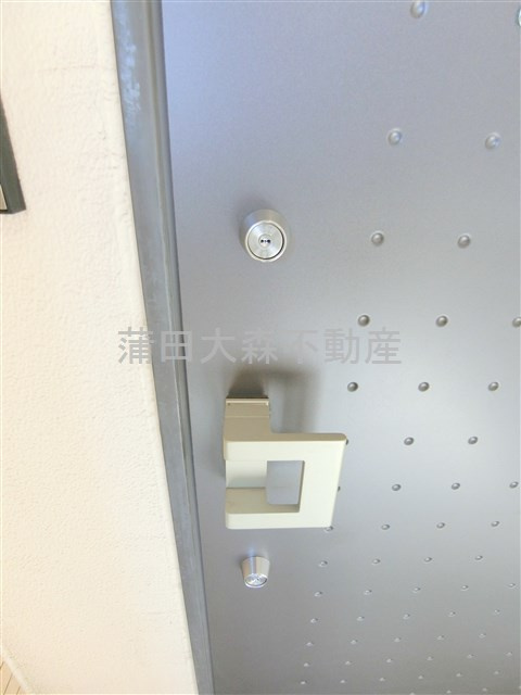 レファシア大森の玄関