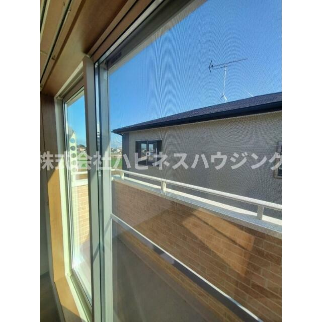 グランソフィア柏市南逆井１丁目　Ａ(グランソフィアカシワシミナミサカサイイッチョウメエー)のバルコニー
