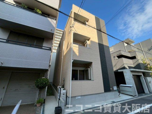大阪市住之江区中加賀屋３丁目のアパートの外観