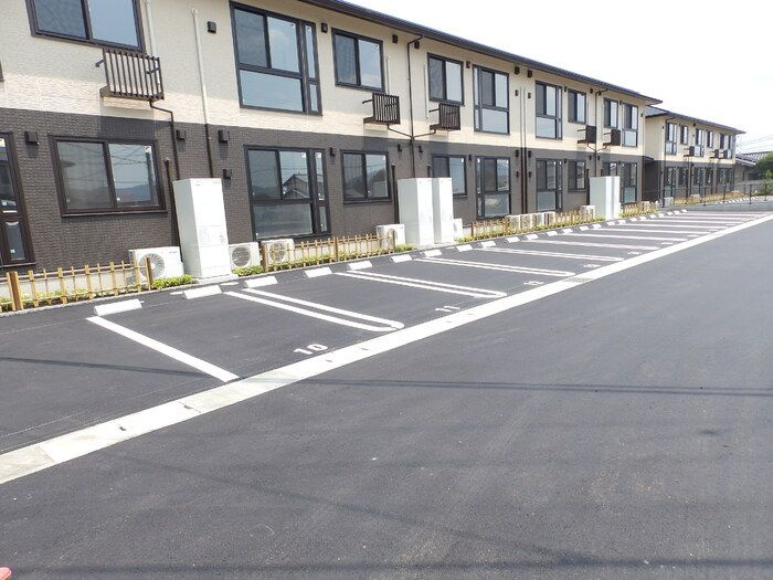 Ｋａｄｏｙａｋａｎ　A棟の駐車場