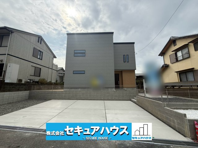 【本日ご案内可能】知多市南粕谷3丁目　全1棟