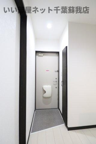 シャインフロント五井駅前の玄関|シンプルで使いやすい玄関です