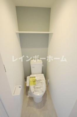 CRASTINE西馬橋1丁目【仲介手数料：50％OFF】対象物件！のトイレ|コンパクトで使いやすいトイレです