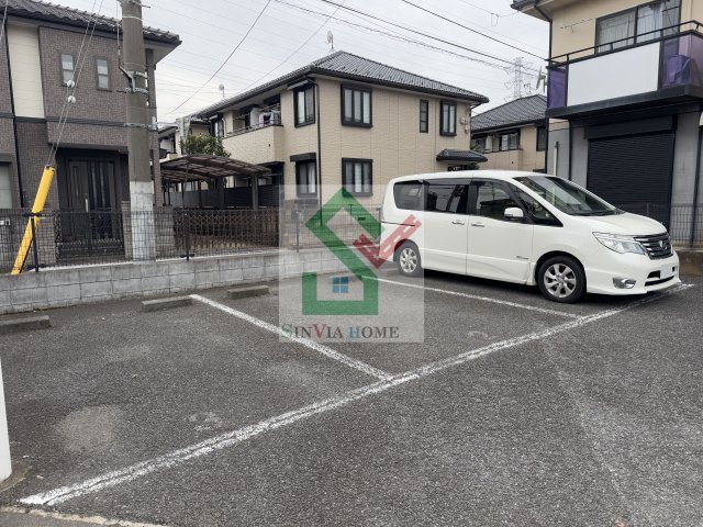 ラボール泉の駐車場