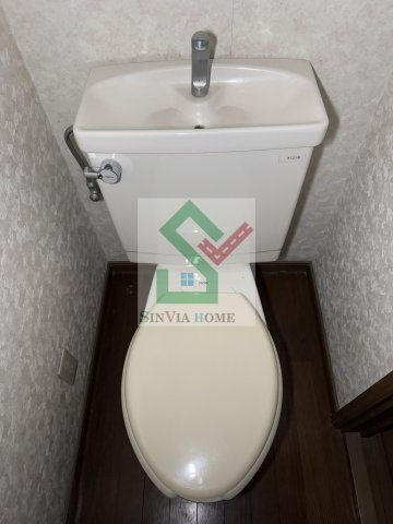 ラボール泉のトイレ