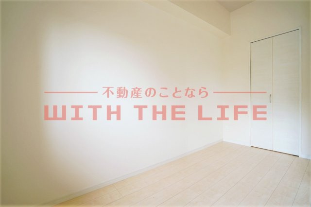 レジェンド・ソーラー宮ノ陣【キャッシュバック対象物件】の洋室|使い勝手のいい洋室です