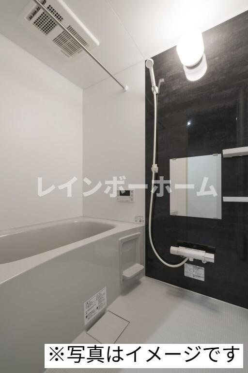 ティファナ新松戸　仲介手数料（賃料の1.10ヵ月）の50％OFF対象物件！の浴室|※同社施工別物件参考イメージ画像