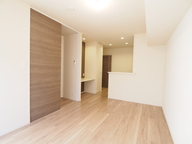 【居間・リビング】 | A.Balance | ※別部屋参考写真