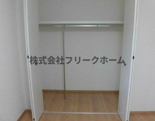 小金井市緑町５丁目の一戸建ての収納