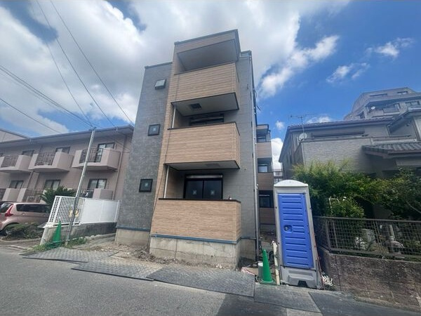 ルミエールM平安通の外観