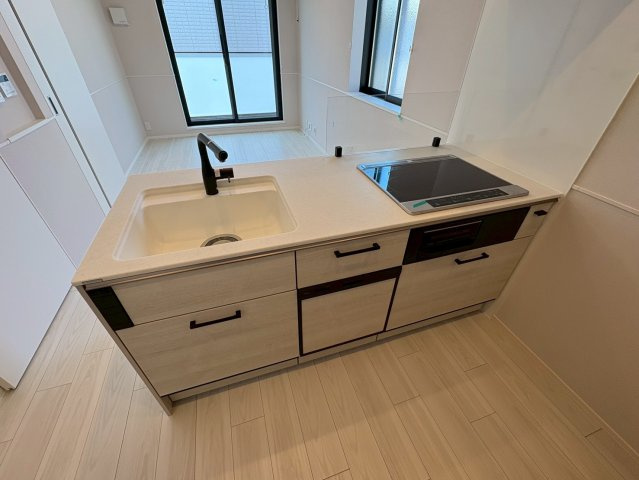 エアタワーＫＯＭＡＥのキッチン