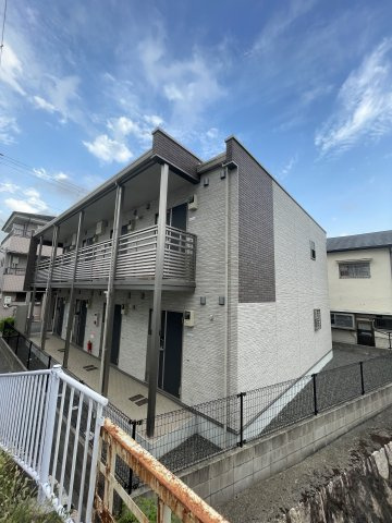クレイノ楠谷23の外観