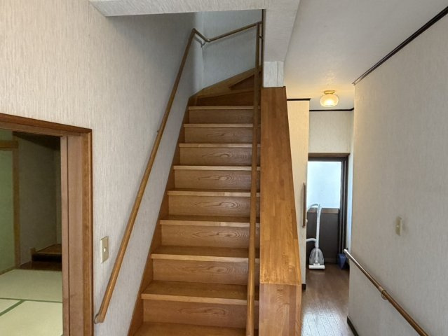 西条市喜多川531-6　中古住宅の内装