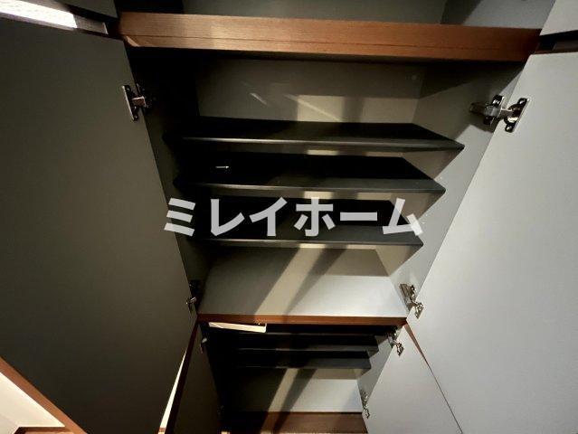 シュタール　ヒュッテA棟の玄関