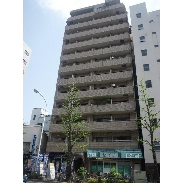 シルバープラザ白山の外観