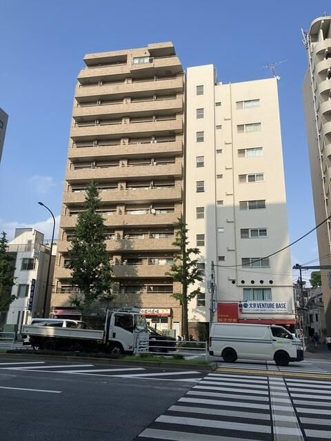シルバープラザ白山の外観